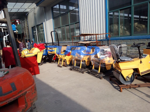 福瑞得機(jī)械座駕壓路機(jī)，手扶壓路機(jī)，小型灌縫機(jī)，井蓋切割機(jī)及時(shí)發(fā)貨